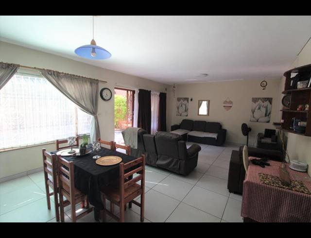 3 BEDROOM HOUSE FOR SALE IN ESCOMBE